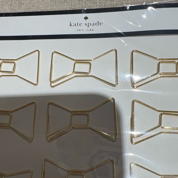 ♠️Kate Spade Elegant Gold Bow Paper Clips (12)♠️ - Picture 2 of 3